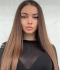 Rencontre Femme : Виктория, 21 ans à Ukraine  днепр